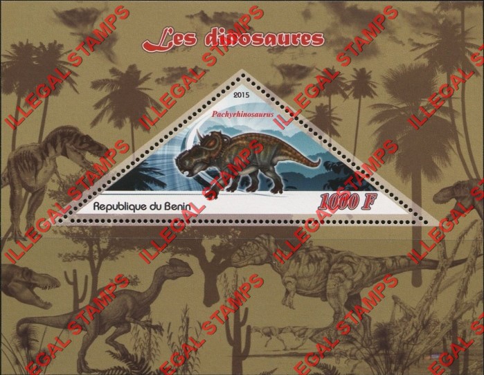 Benin 2015 Dinosaurs Illegal Stamp Souvenir Sheet of 1 (Type 2)