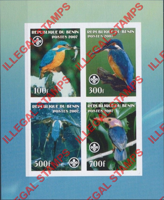 Benin 2007 Birds Illegal Stamp Souvenir Sheet of 4 Benin 2007 Birds Illegal Stamp Souvenir Sheet of 4