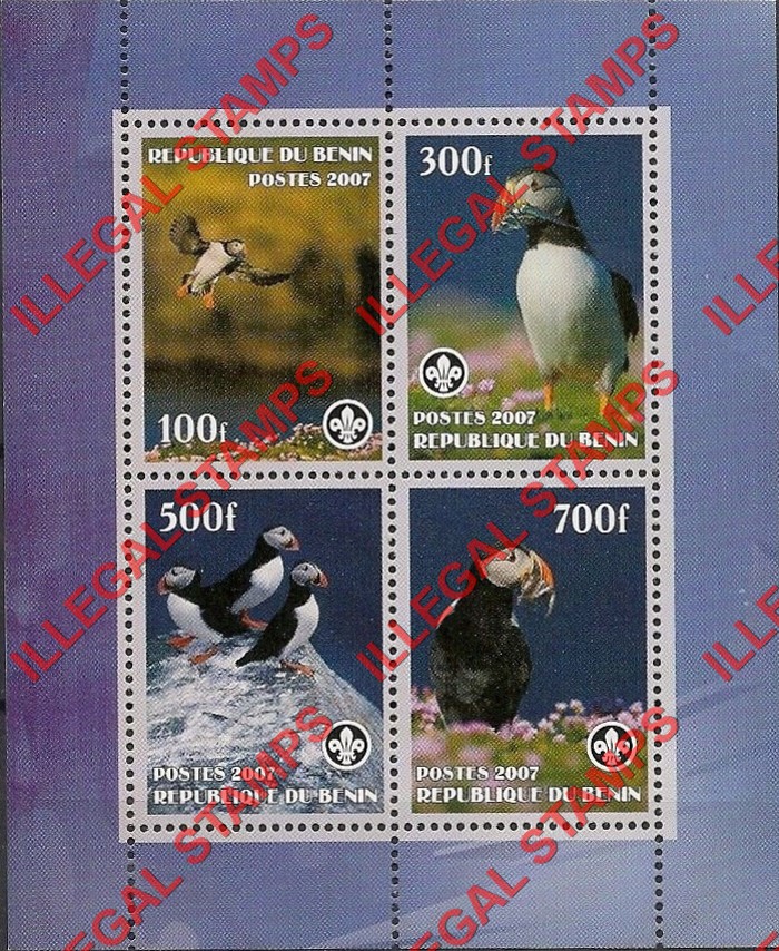 Benin 2007 Puffins Illegal Stamp Souvenir Sheet of 4 Benin 2007 Puffins Illegal Stamp Souvenir Sheet of 4