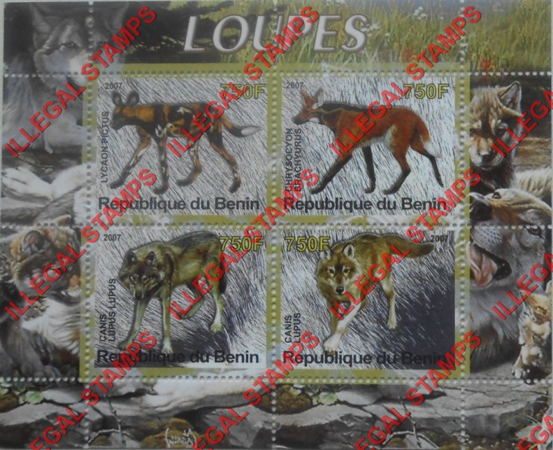 Benin 2007 Wolves Illegal Stamp Souvenir Sheet of 4 Benin 2007 Wolves Illegal Stamp Souvenir Sheet of 4