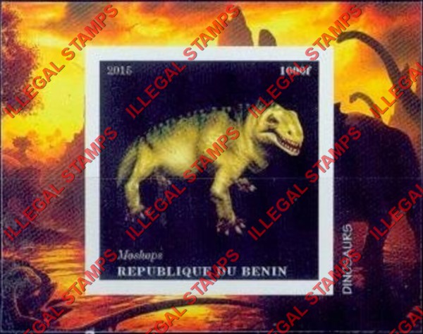 Benin 2015 Dinosaurs Illegal Stamp Deluxe Souvenir Sheet of 1 (Type 3) Benin 2015 Dinosaurs Illegal Stamp Deluxe Souvenir Sheet of 1 (Type 3)