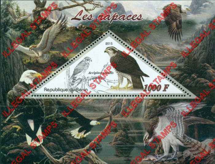 Benin 2015 Raptors Illegal Stamp Souvenir Sheet of 1 Benin 2015 Raptors Illegal Stamp Souvenir Sheet of 1