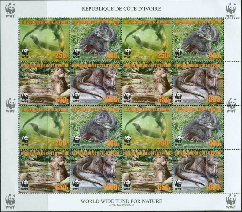 Ivory Coast 2005 WWF Otters Sheetlet Ivory Coast 2005 WWF Otters Sheetlet