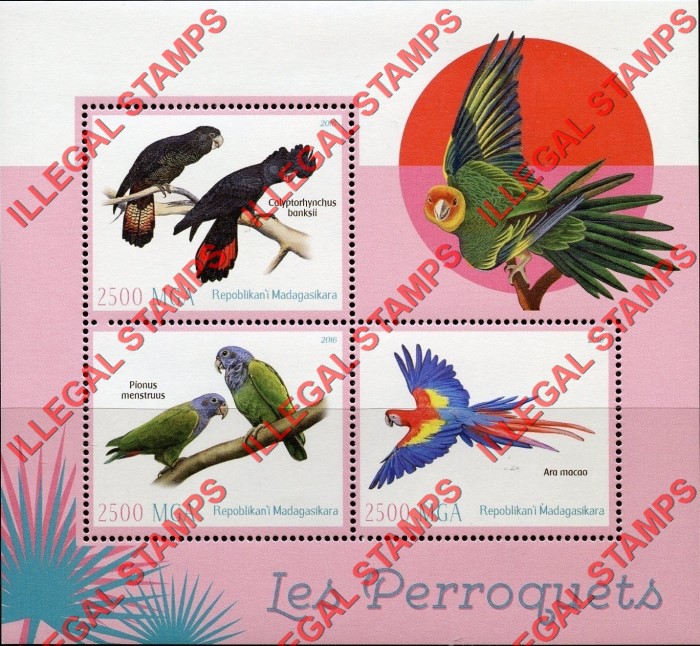 Madagascar 2016 Parrots Illegal Stamp Souvenir Sheet of 3 Madagascar 2016 Parrots Illegal Stamp Souvenir Sheet of 3