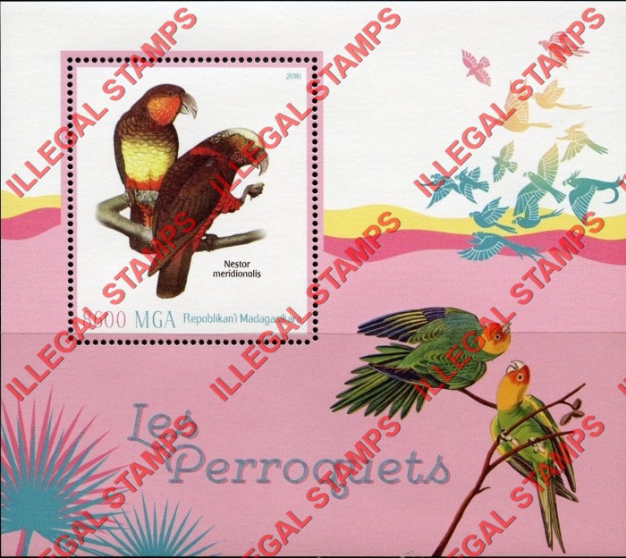 Madagascar 2016 Parrots Illegal Stamp Souvenir Sheet of 1 Madagascar 2016 Parrots Illegal Stamp Souvenir Sheet of 1