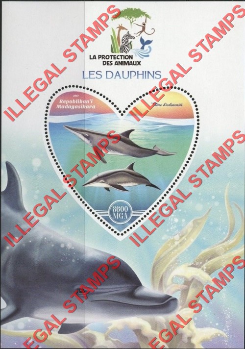 Madagascar 2017 Dolphins Illegal Stamp Souvenir Sheet of 1 Madagascar 2017 Dolphins Illegal Stamp Souvenir Sheet of 1
