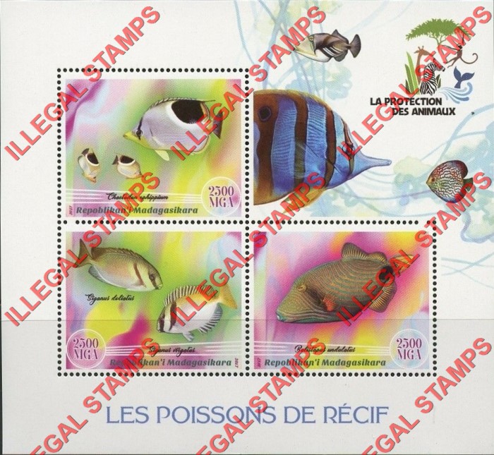 Madagascar 2017 Reef Fish Illegal Stamp Souvenir Sheet of 3 Madagascar 2017 Reef Fish Illegal Stamp Souvenir Sheet of 3