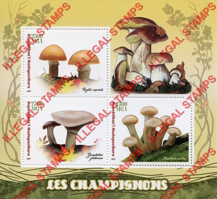 Madagascar 2017 Mushrooms Illegal Stamp Souvenir Sheet of 3 Madagascar 2017 Mushrooms Illegal Stamp Souvenir Sheet of 3
