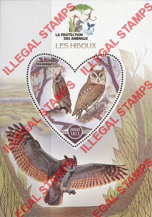 Madagascar 2017 Owls Illegal Stamp Souvenir Sheet of 1 Madagascar 2017 Owls Illegal Stamp Souvenir Sheet of 1