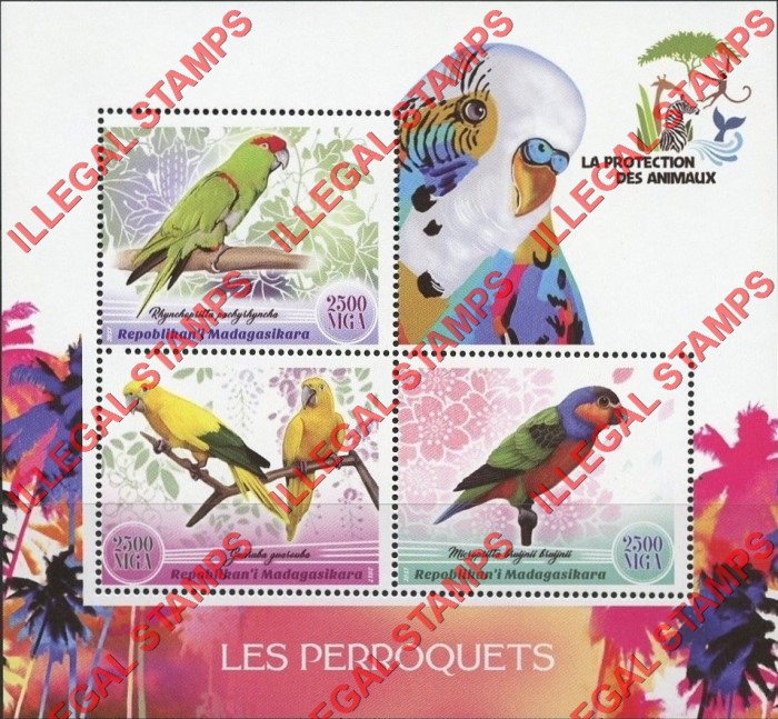 Madagascar 2017 Parrots Illegal Stamp Souvenir Sheet of 3 Madagascar 2017 Parrots Illegal Stamp Souvenir Sheet of 3