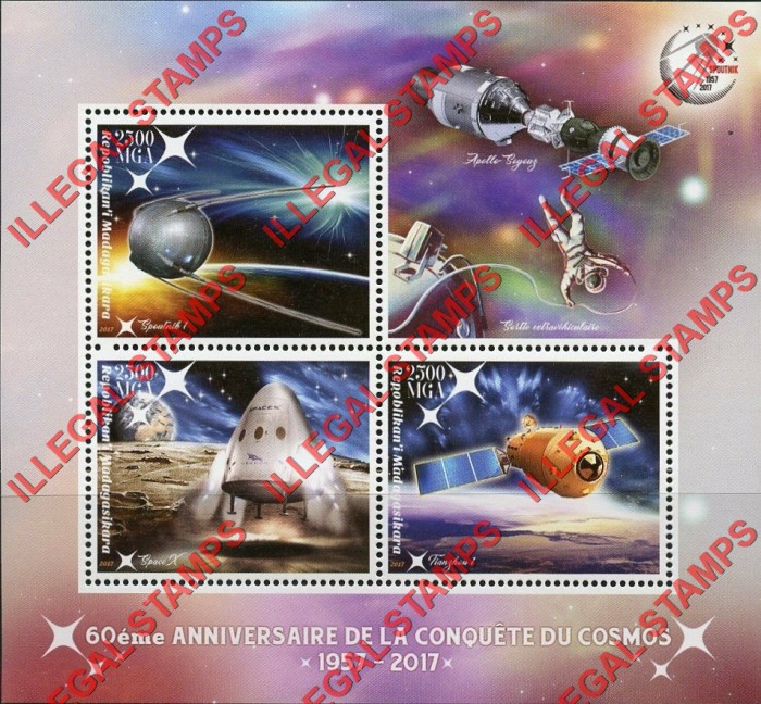 Madagascar 2017 Conquest of Space Illegal Stamp Souvenir Sheet of 3 Madagascar 2017 Conquest of Space Illegal Stamp Souvenir Sheet of 3
