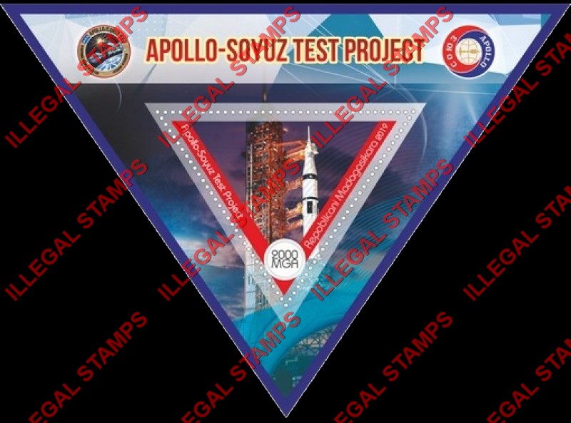 Madagascar 2019 Apollo-Soyuz Test Project Illegal Stamp Souvenir Sheet of 1 Madagascar 2019 Apollo-Soyuz Test Project Illegal Stamp Souvenir Sheet of 1