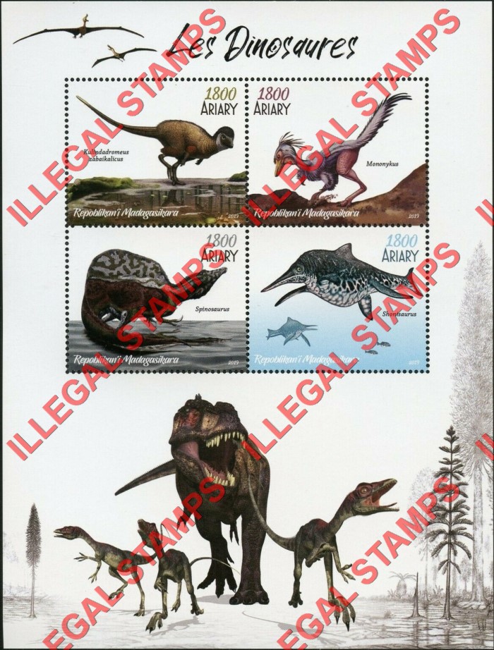 Madagascar 2019 Dinosaurs Illegal Stamp Souvenir Sheet of 4 Madagascar 2019 Dinosaurs Illegal Stamp Souvenir Sheet of 4