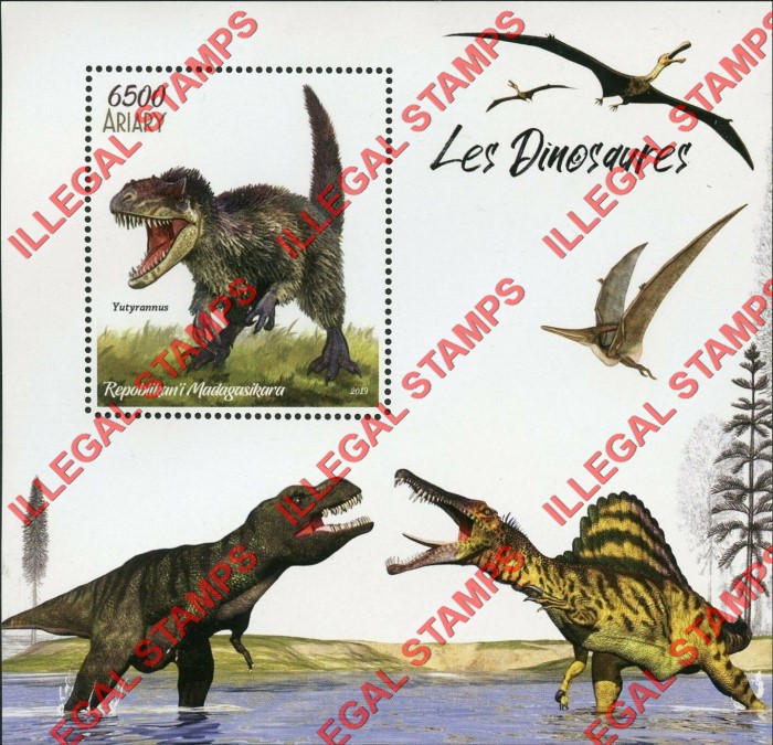 Madagascar 2019 Dinosaurs Illegal Stamp Souvenir Sheet of 1 Madagascar 2019 Dinosaurs Illegal Stamp Souvenir Sheet of 1