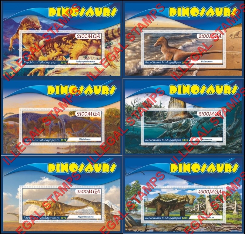 Madagascar 2019 Dinosaurs Illegal Stamp Souvenir Sheets of 1 Madagascar 2019 Dinosaurs Illegal Stamp Souvenir Sheets of 1