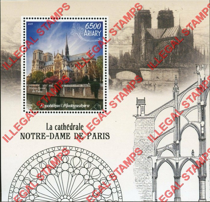 Madagascar 2019 Notre-dame in Paris Illegal Stamp Souvenir Sheet of 1 Madagascar 2019 Notre-dame in Paris Illegal Stamp Souvenir Sheet of 1