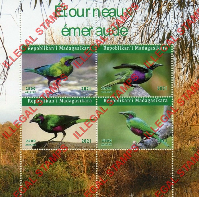 Madagascar 2021 Birds Emerald Starlings Illegal Stamp Souvenir Sheet of 4 Madagascar 2021 Birds Emerald Starlings Illegal Stamp Souvenir Sheet of 4
