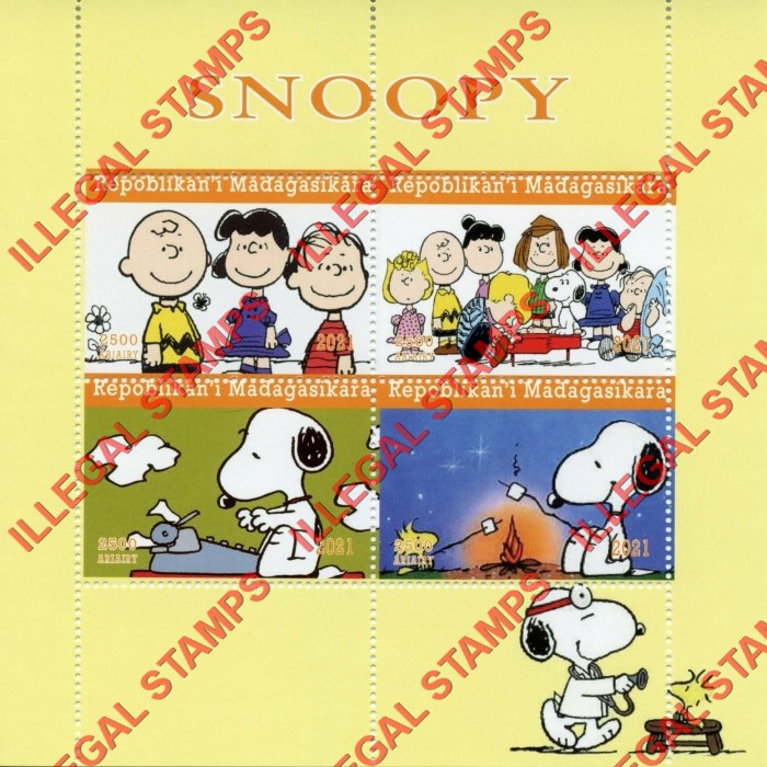 Madagascar 2021 Snoopy Charlie Brown Cartoons Illegal Stamp Souvenir Sheet of 4 Madagascar 2021 Snoopy Charlie Brown Cartoons Illegal Stamp Souvenir Sheet of 4