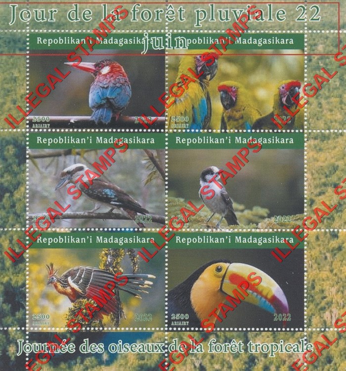 Madagascar 2022 Birds World Rainforest Day Illegal Stamp Souvenir Sheet of 6 (Sheet 1) Madagascar 2022 Birds World Rainforest Day Illegal Stamp Souvenir Sheet of 6 (Sheet 1)