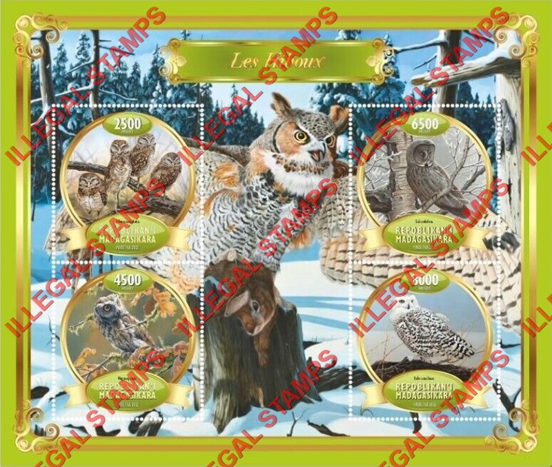 Madagascar 2022 Owls Illegal Stamp Souvenir Sheet of 4 Madagascar 2022 Owls Illegal Stamp Souvenir Sheet of 4