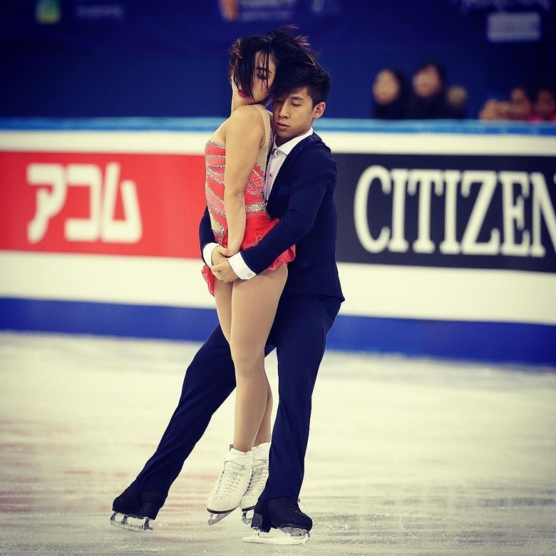 Niger 2017 Figure Skating Cong Han and Wenjing Sui Stolen Image used on Topnimarka Counterfeit Stamps